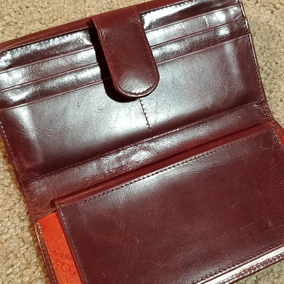 * Sophia Visconti Checkbook Wallet Leather - Picture 7 of 7